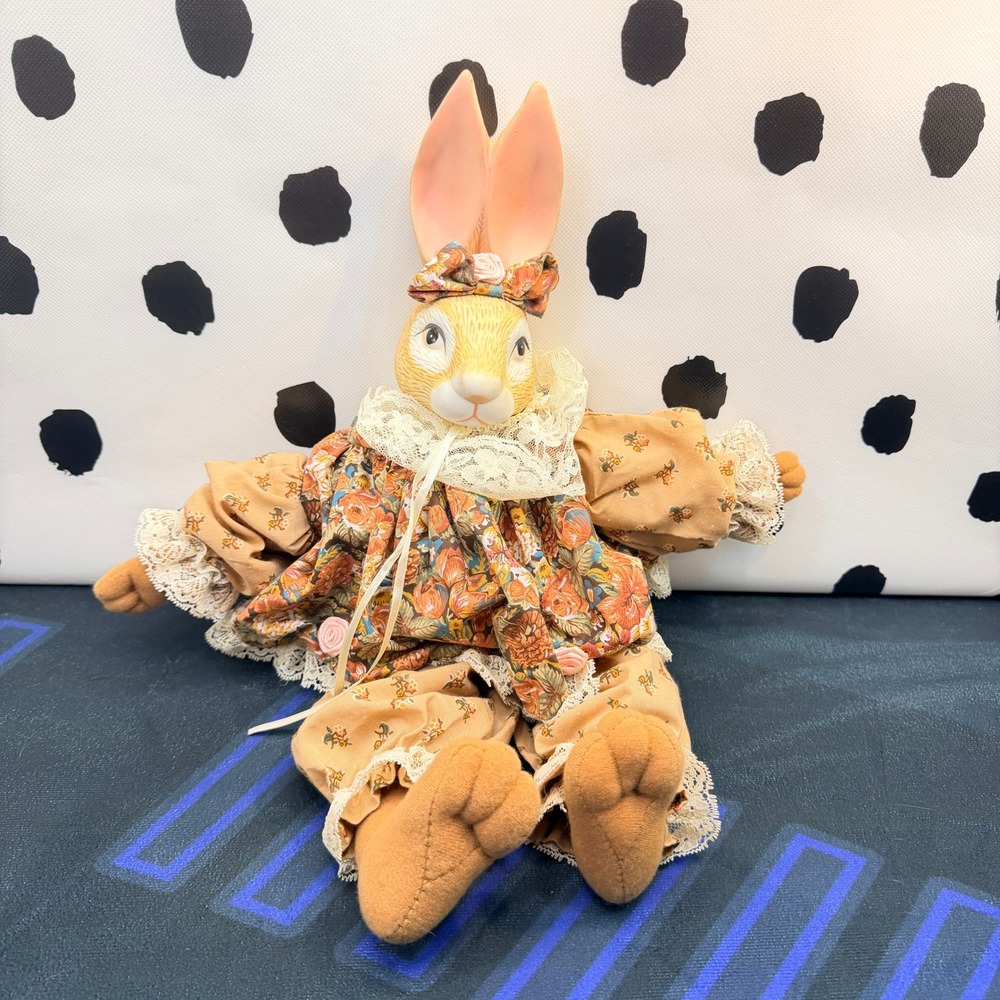 House of Lloyd Bunny Doll Tan Floral Lace Vintage 15" 291909